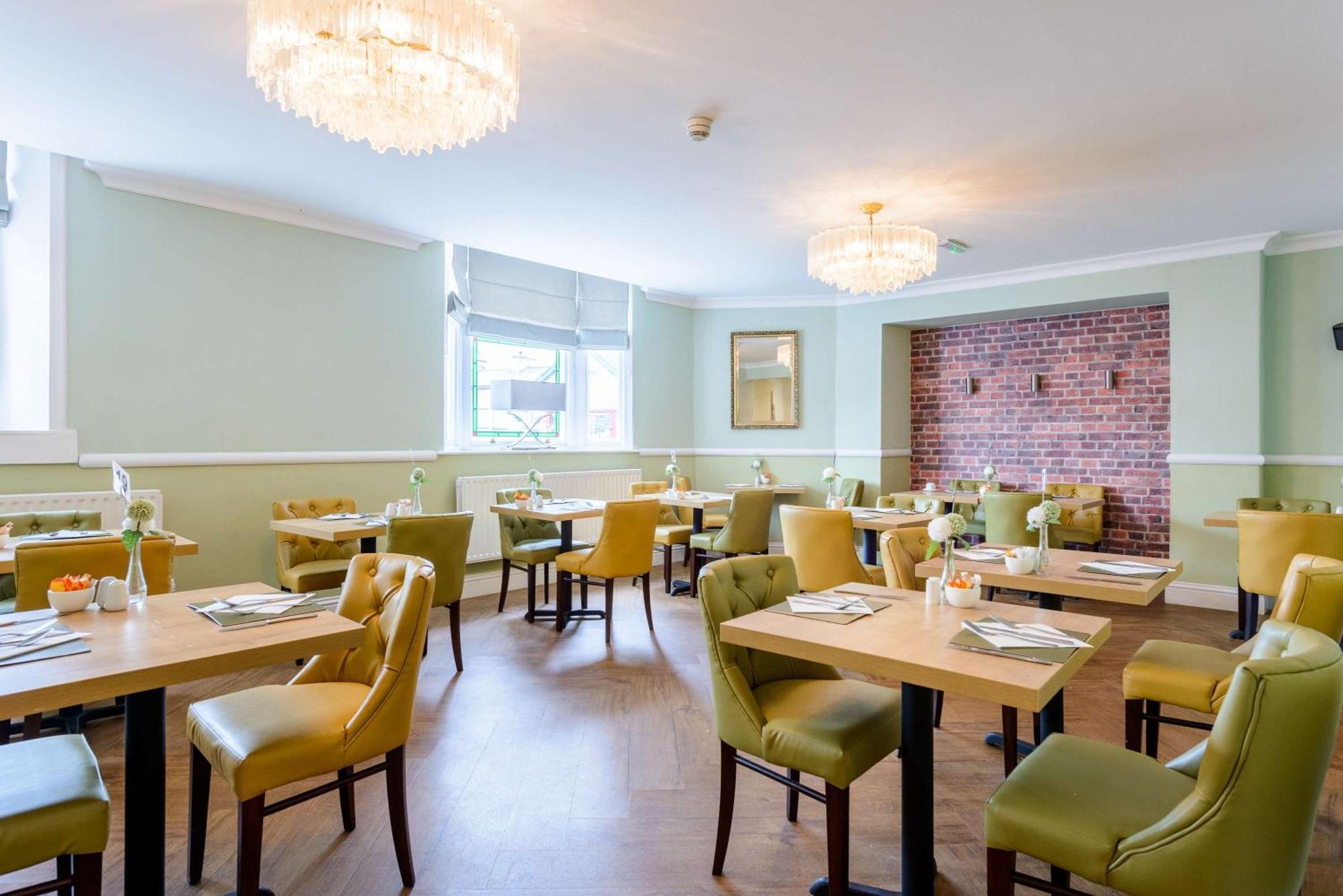 The Lakeland Kendal Hotel, Sure Hotel Collection By Best Western Exterior photo